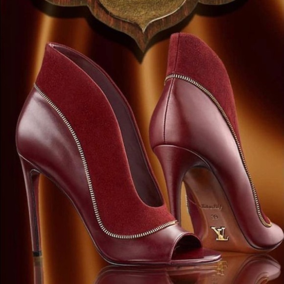 Louis Vuitton burgundy perfecto heels - Picture 1 of 8